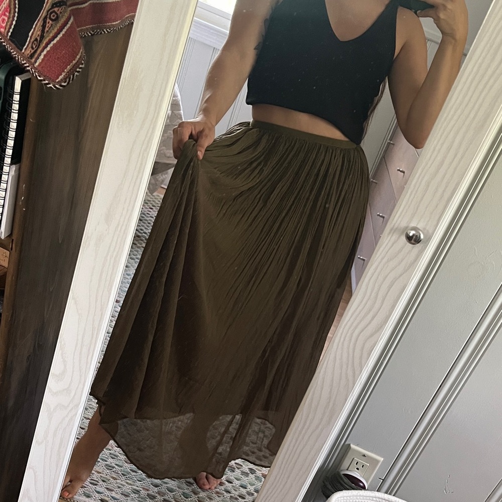 Flowy Olive Green Maxi Skirt - Uniqlo cottage core
